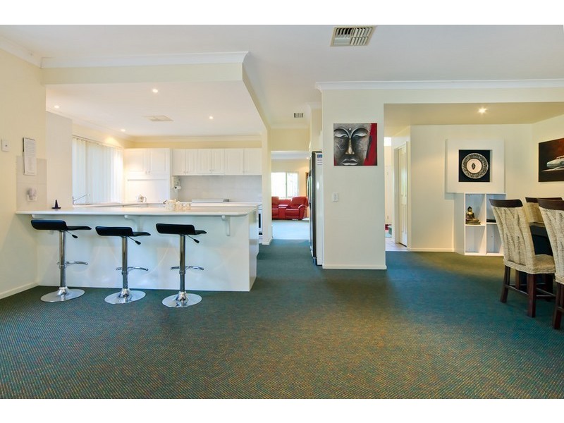 39 Tingi Avenue, Tanah Merah QLD 4128