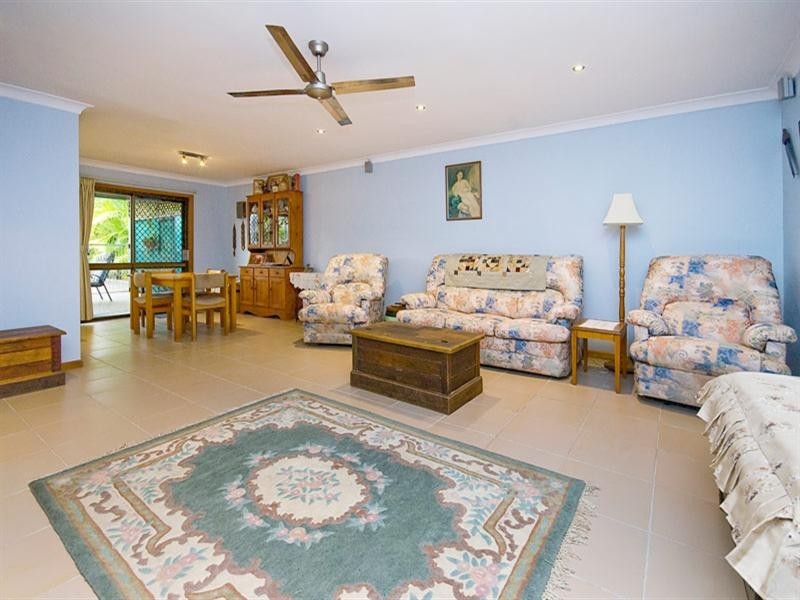 25 Shoalhaven Avenue, Springwood QLD 4127