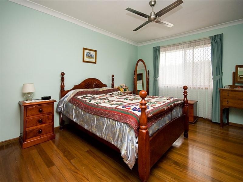 25 Shoalhaven Avenue, Springwood QLD 4127