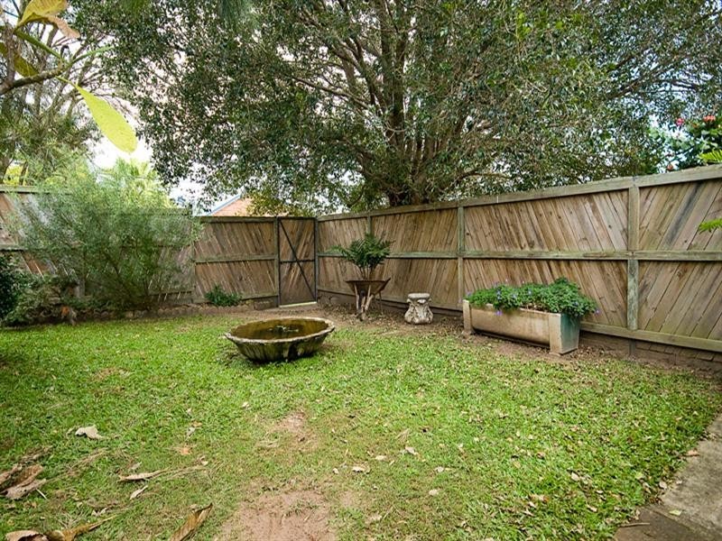 25 Shoalhaven Avenue, Springwood QLD 4127