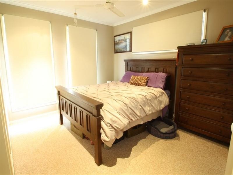 5 Trusan Place, Tanah Merah QLD 4128