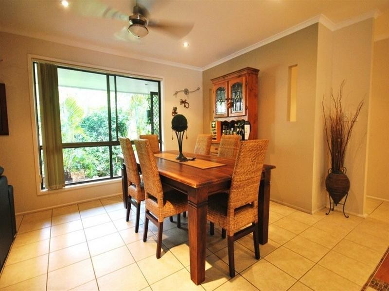 4 Quondare Court, Springwood QLD 4127
