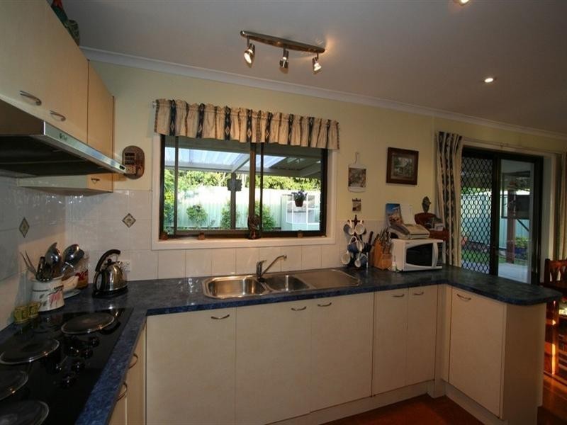 50 Raelene Terrace, Springwood QLD 4127