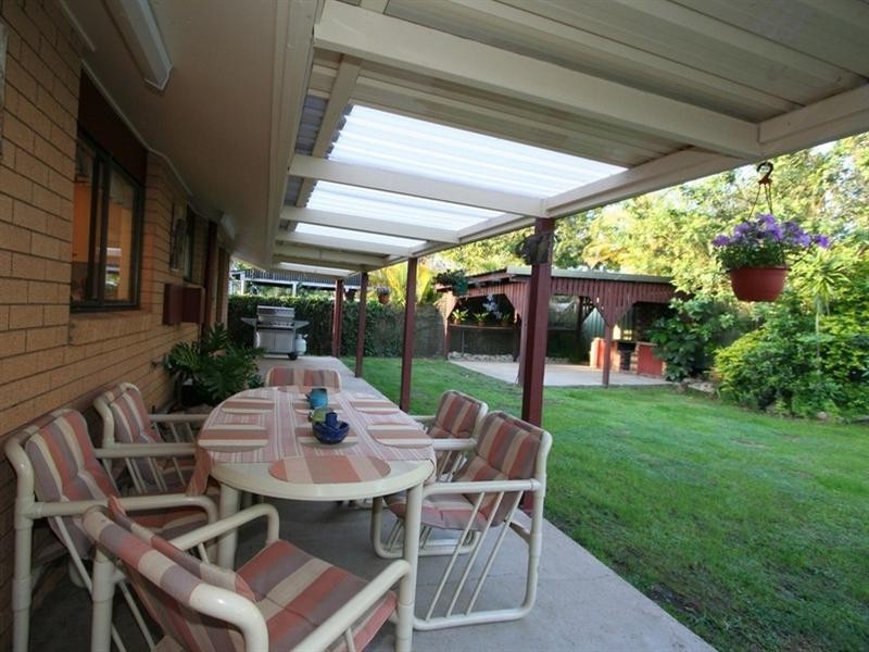 50 Raelene Terrace, Springwood QLD 4127