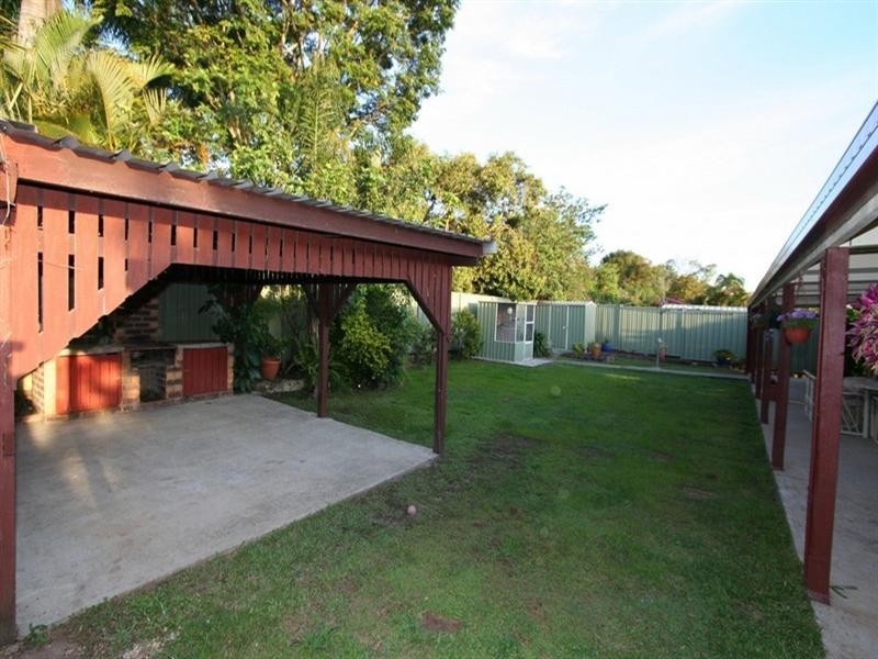 50 Raelene Terrace, Springwood QLD 4127