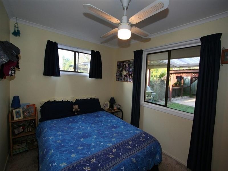 50 Raelene Terrace, Springwood QLD 4127