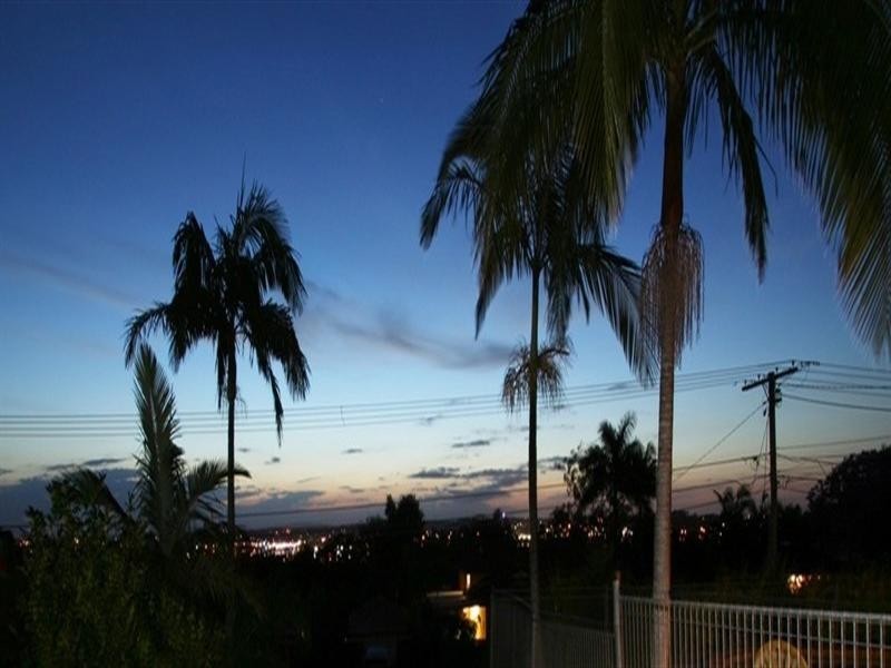 50 Raelene Terrace, Springwood QLD 4127