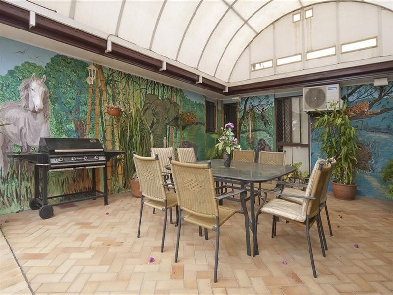 69 Dewar Drive, Loganholme QLD 4129