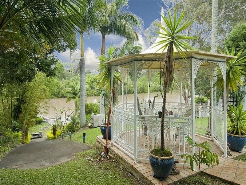 69 Dewar Drive, Loganholme QLD 4129