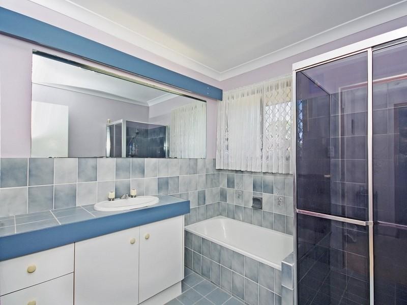 210 Upper Lyndale Street, Shailer Park QLD 4128