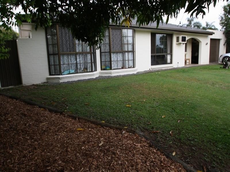 35 Springfield Crescent, Daisy Hill QLD 4127
