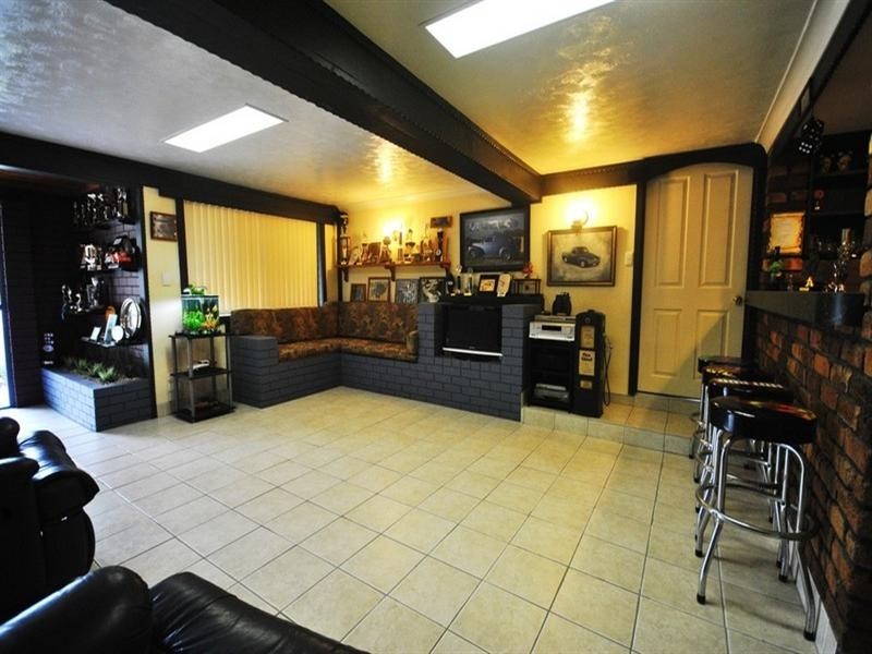 15 Werona Street, Slacks Creek QLD 4127