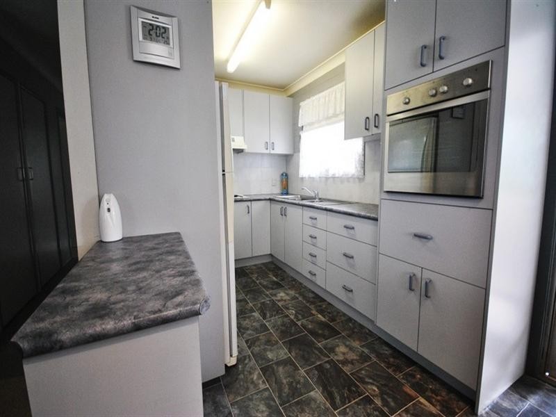 15 Werona Street, Slacks Creek QLD 4127