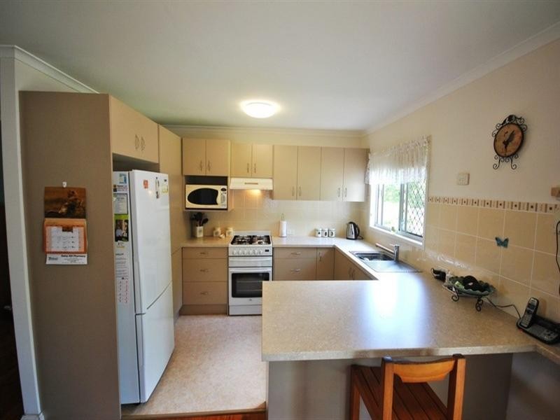 62 Allamanda Drive, Daisy Hill QLD 4127