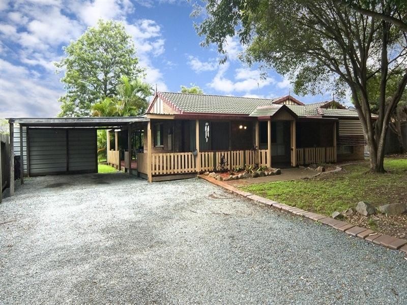 115 Pohon Drive, Tanah Merah QLD 4128