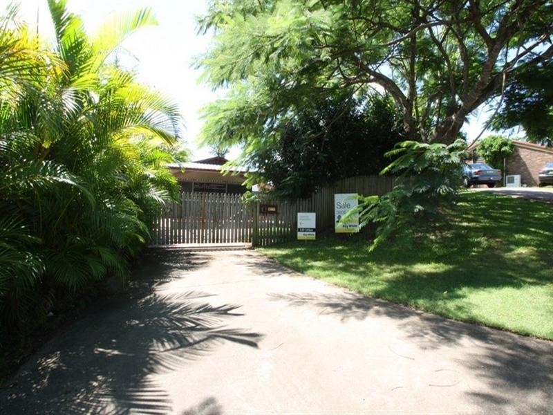 6 Inglis Court, Springwood QLD 4127