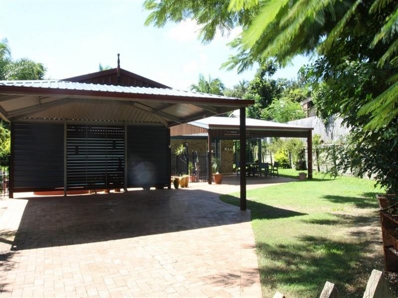 6 Inglis Court, Springwood QLD 4127