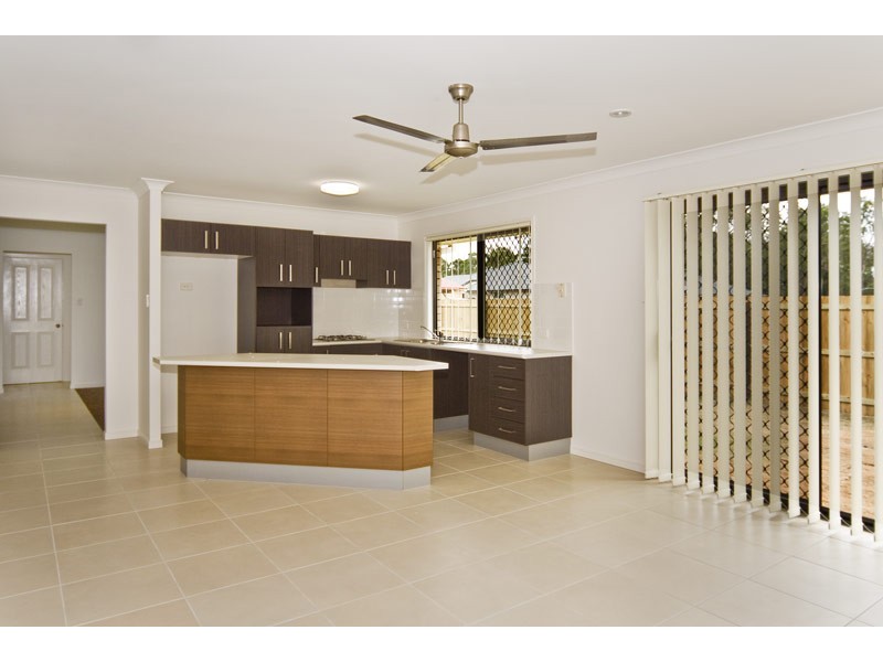 7 Summer Hill Court, Marsden QLD 4132