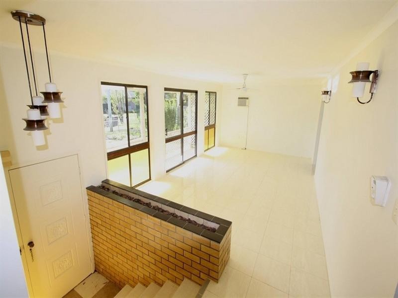 9 Donegal Court, Eagleby QLD 4207