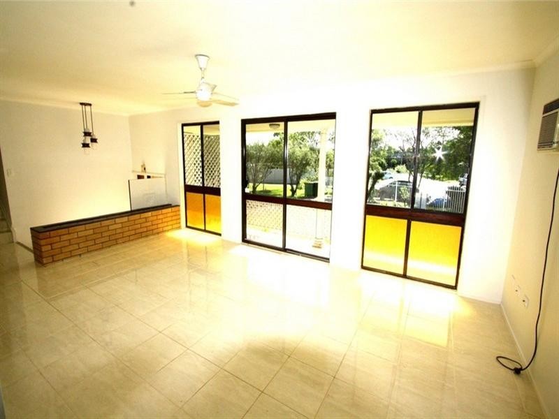 9 Donegal Court, Eagleby QLD 4207