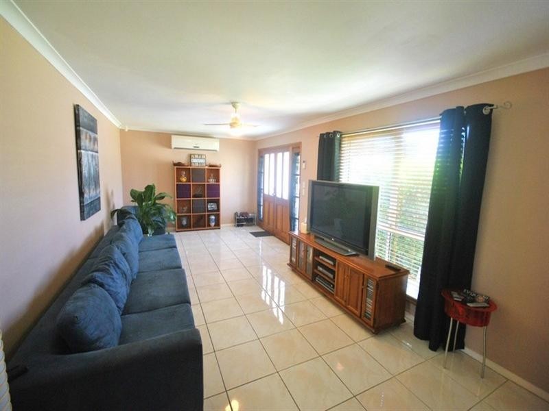 12 Myrtle Street, Waterford West QLD 4133