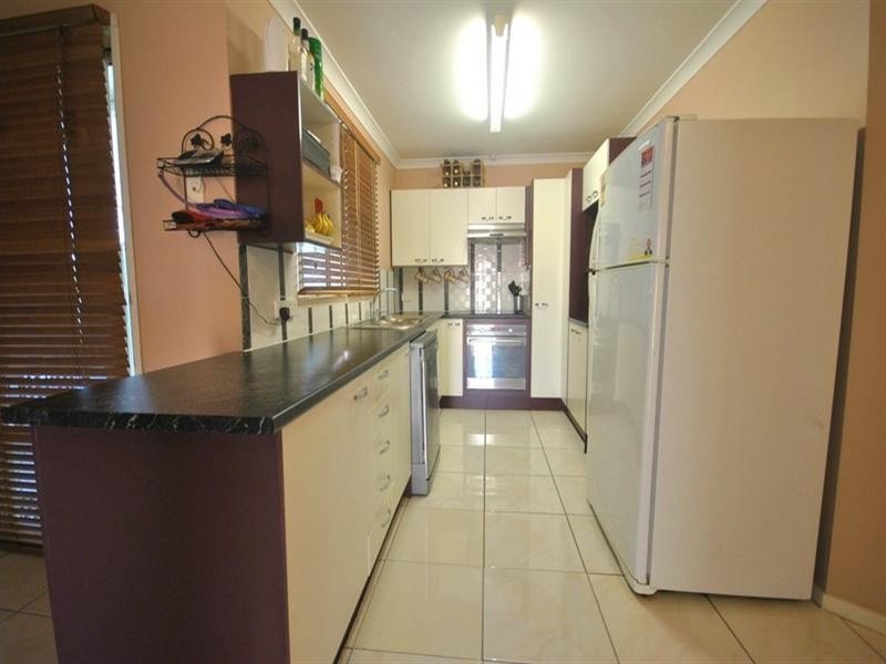 12 Myrtle Street, Waterford West QLD 4133