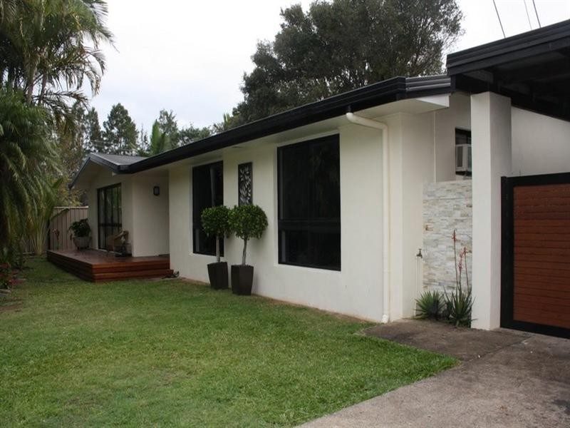 8 Sopwith Street, Loganholme QLD 4129