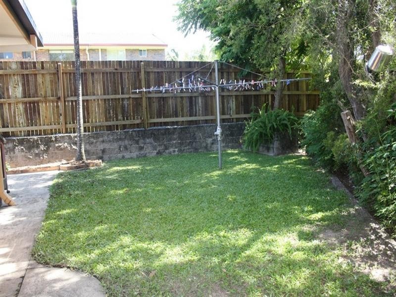 8 Curve Avenue, Loganholme QLD 4129