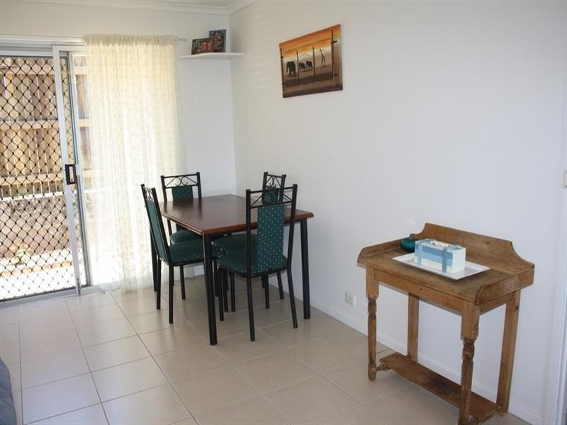 8 Curve Avenue, Loganholme QLD 4129