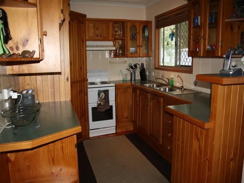 24 Gladewood Drive, Daisy Hill QLD 4127