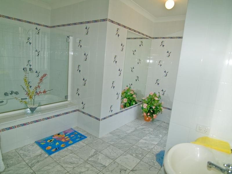 14 St Andrews Drive, Cornubia QLD 4130