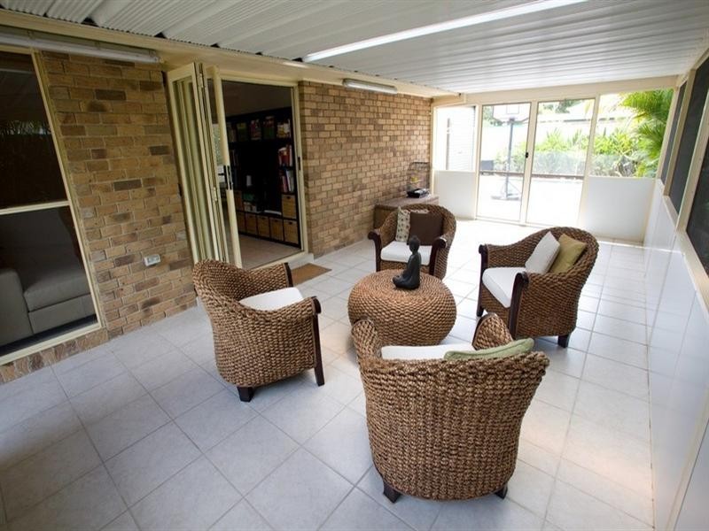 16 Leawarra Drive, Loganholme QLD 4129