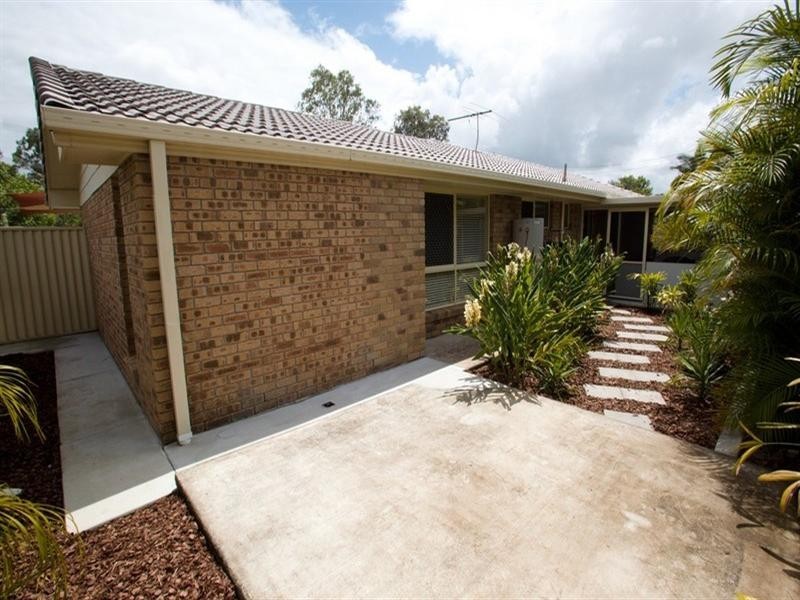 16 Leawarra Drive, Loganholme QLD 4129