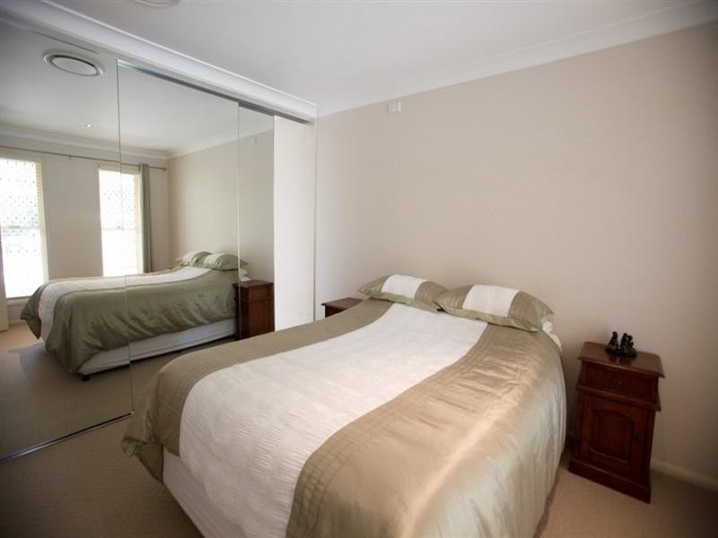 16 Leawarra Drive, Loganholme QLD 4129