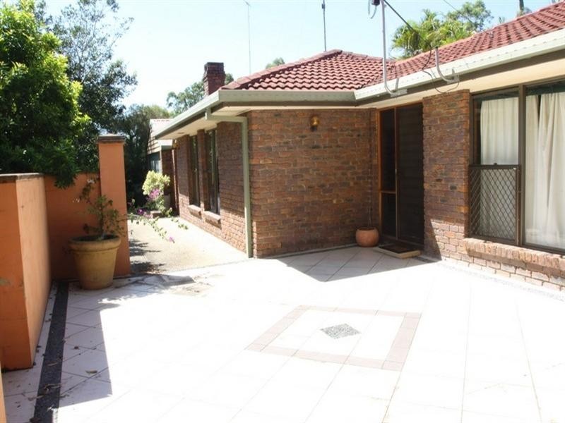13 Carissa Street, Shailer Park QLD 4128