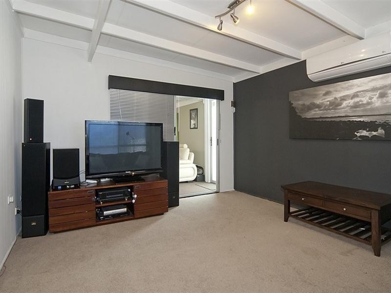 6 Hampton Street, Loganholme QLD 4129