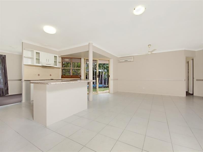 24 Littlejohn Street, Daisy Hill QLD 4127