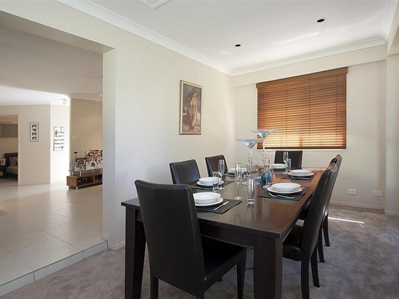 10 Sabak Street, Tanah Merah QLD 4128