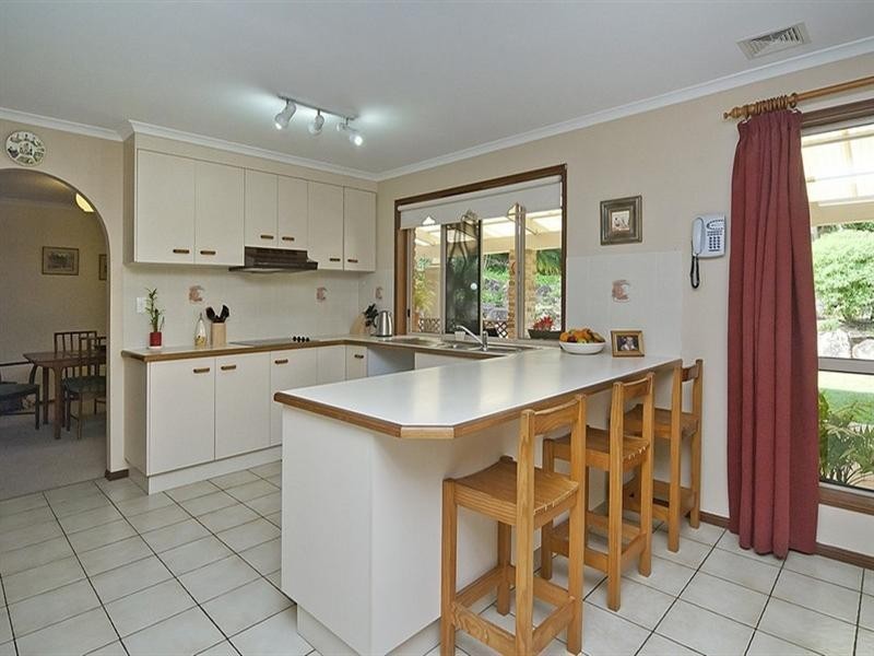 25 Barradale Court, Shailer Park QLD 4128
