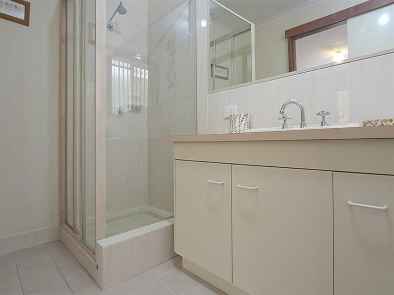 25 Barradale Court, Shailer Park QLD 4128