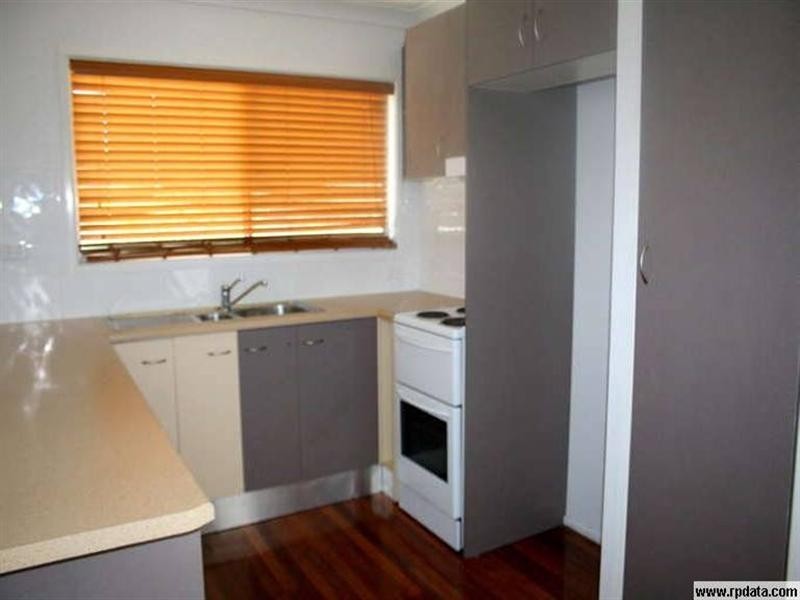 4 Andrew Street, Slacks Creek QLD 4127