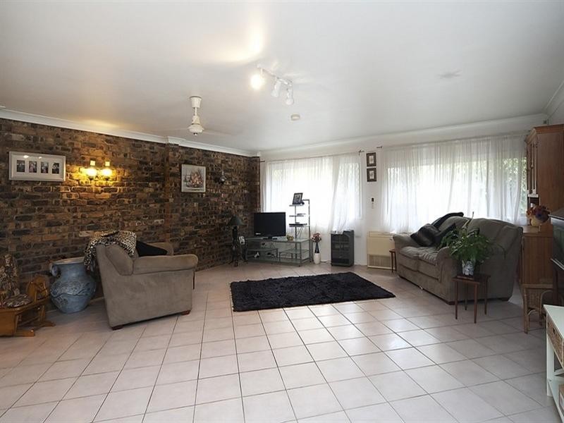 6 Richards Street, Loganlea QLD 4131