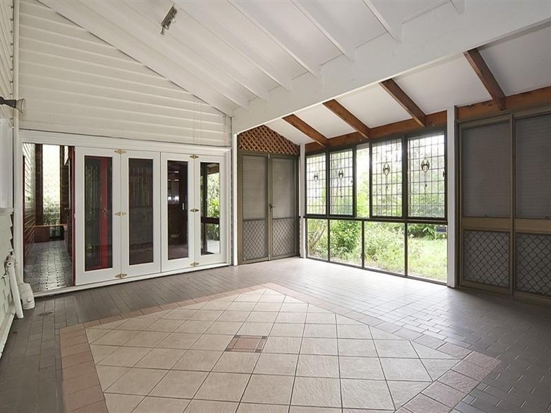 6 Richards Street, Loganlea QLD 4131