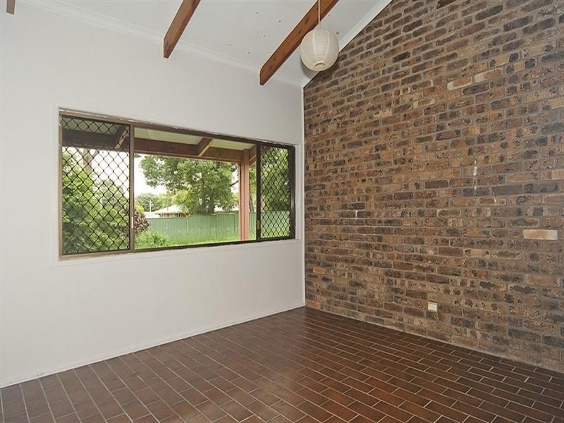 6 Richards Street, Loganlea QLD 4131