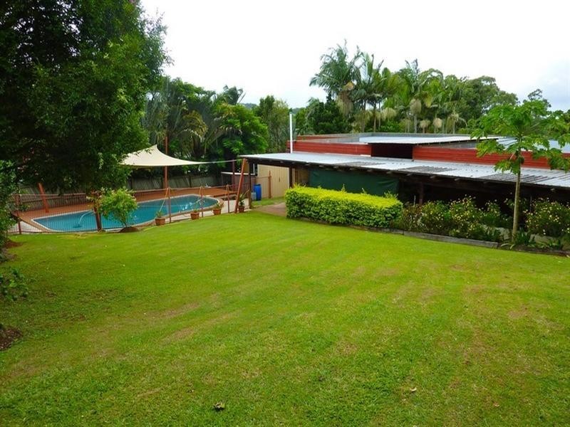 45 Nandala Drive, Tanah Merah QLD 4128
