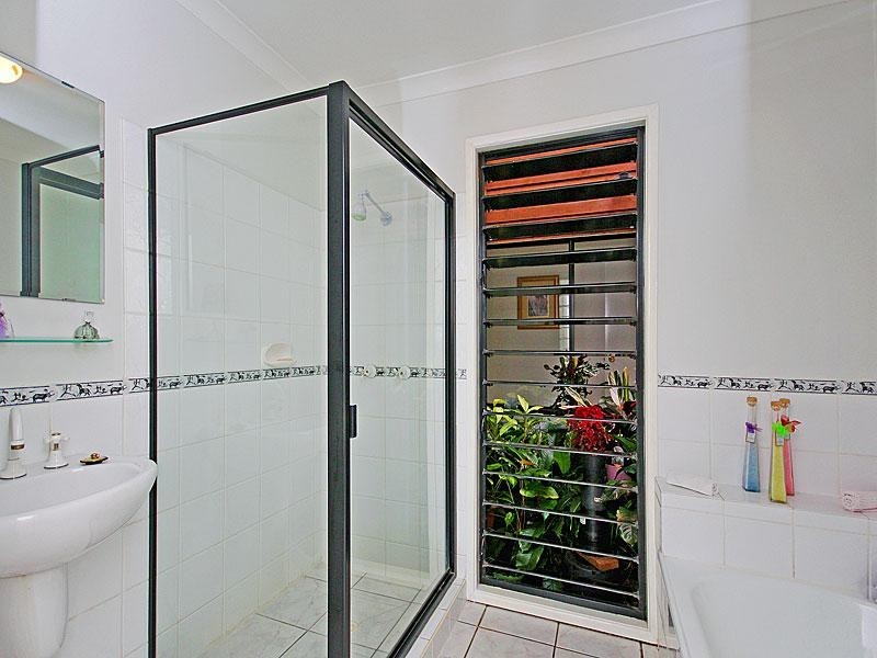 77 Daisy Hill Road, Daisy Hill QLD 4127