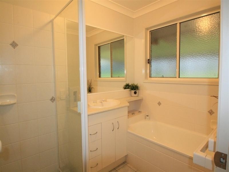 67 Kununurra Crescent, Shailer Park QLD 4128