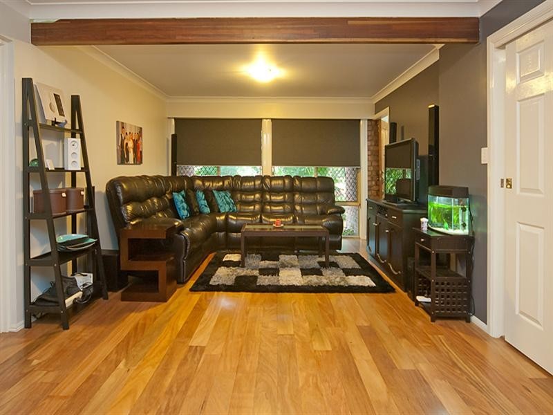 32 Boxer Avenue, Shailer Park QLD 4128