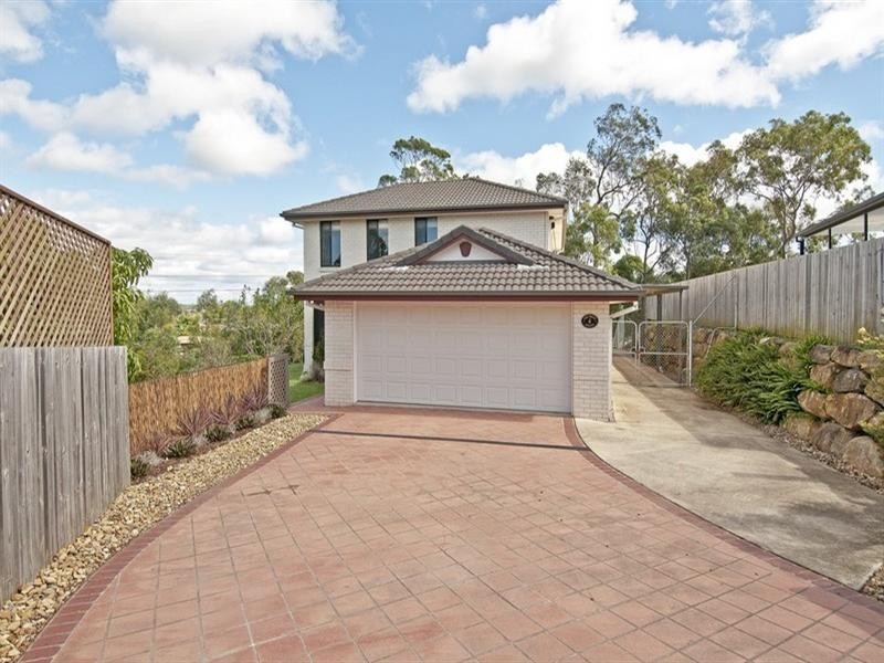 4 Meike Crescent, Tanah Merah QLD 4128