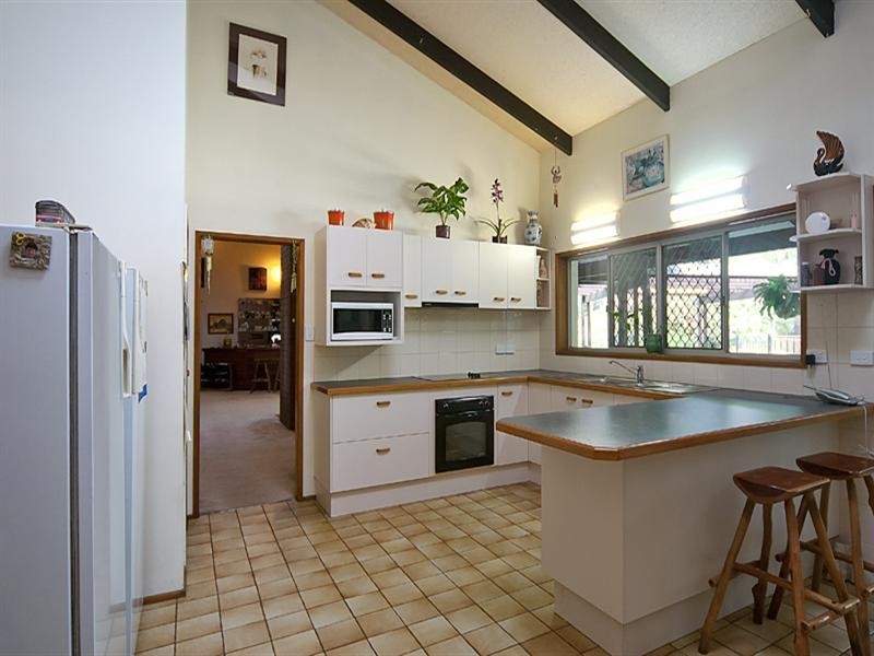 11 Pimpala Street, Loganlea QLD 4131